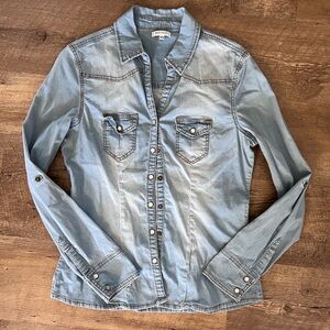 Women’s Jean shirt